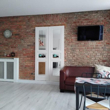 Apartament W Kamienicy Przy Plantach Kalisz  Exterior photo